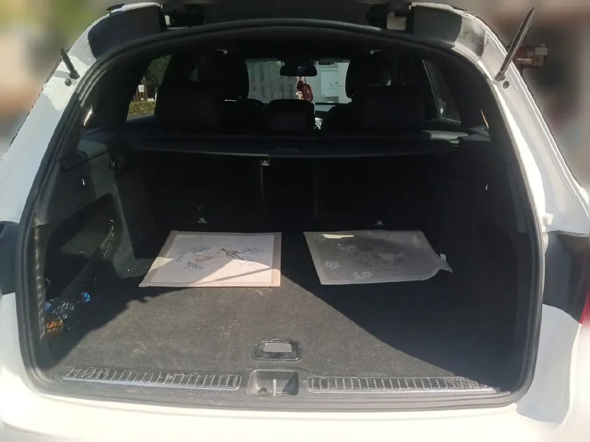 2018 Mercedes-Benz GLC Class 2.0T 211HP L4 9AT,autocango,china used car exporter,china ev exporter,chinese used car exporter,chinese used ev exporter