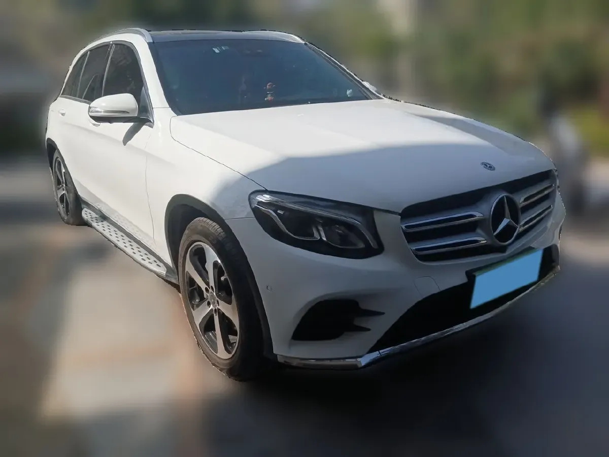 2018 Mercedes-Benz GLC Class 2.0T 211HP L4 9AT,autocango,china used car exporter,china ev exporter,chinese used car exporter,chinese used ev exporter