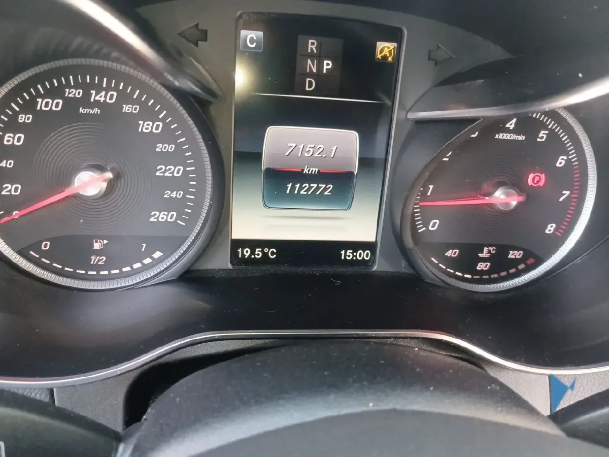 2018 Mercedes-Benz GLC Class 2.0T 211HP L4 9AT,autocango,china used car exporter,china ev exporter,chinese used car exporter,chinese used ev exporter