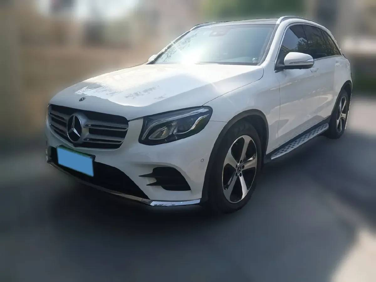 2018 Mercedes-Benz GLC Class 2.0T 211HP L4 9AT,autocango,china used car exporter,china ev exporter,chinese used car exporter,chinese used ev exporter