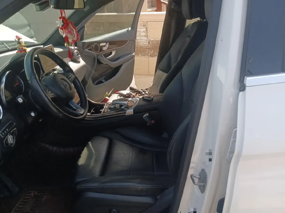 2018 Mercedes-Benz GLC Class 2.0T 211HP L4 9AT,autocango,china used car exporter,china ev exporter,chinese used car exporter,chinese used ev exporter