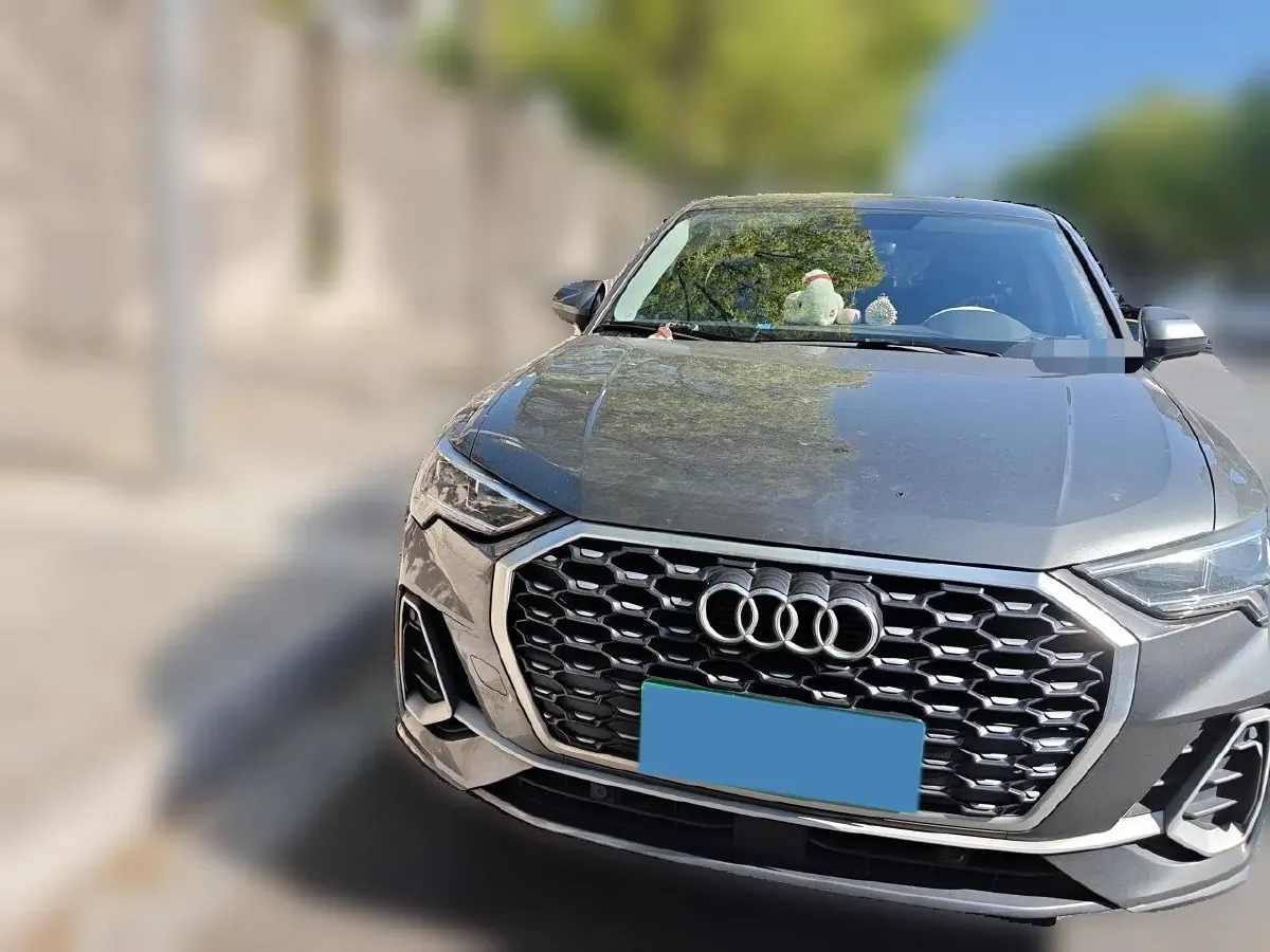 2020 Audi Q3 Sportback 2.0T 186HP L4 7DCT,autocango,china used car exporter,china ev exporter,chinese used car exporter,chinese used ev exporter