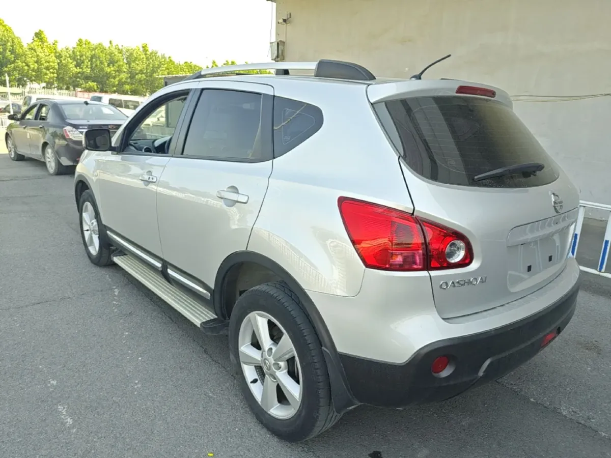 2015 Nissan Qashqai 2.0L 144HP L4 CVT,autocango,china used car exporter,china ev exporter,chinese used car exporter,chinese used ev exporter