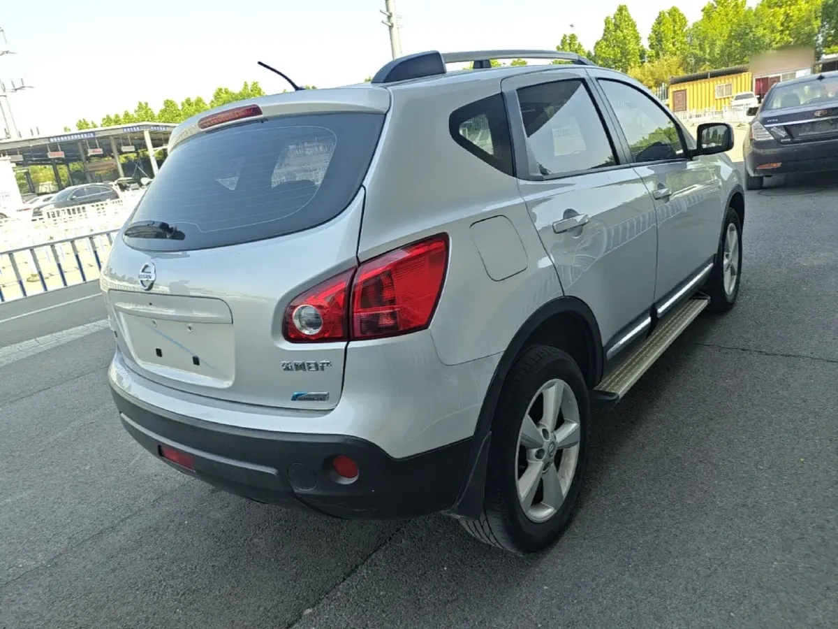 2015 Nissan Qashqai 2.0L 144HP L4 CVT,autocango,china used car exporter,china ev exporter,chinese used car exporter,chinese used ev exporter