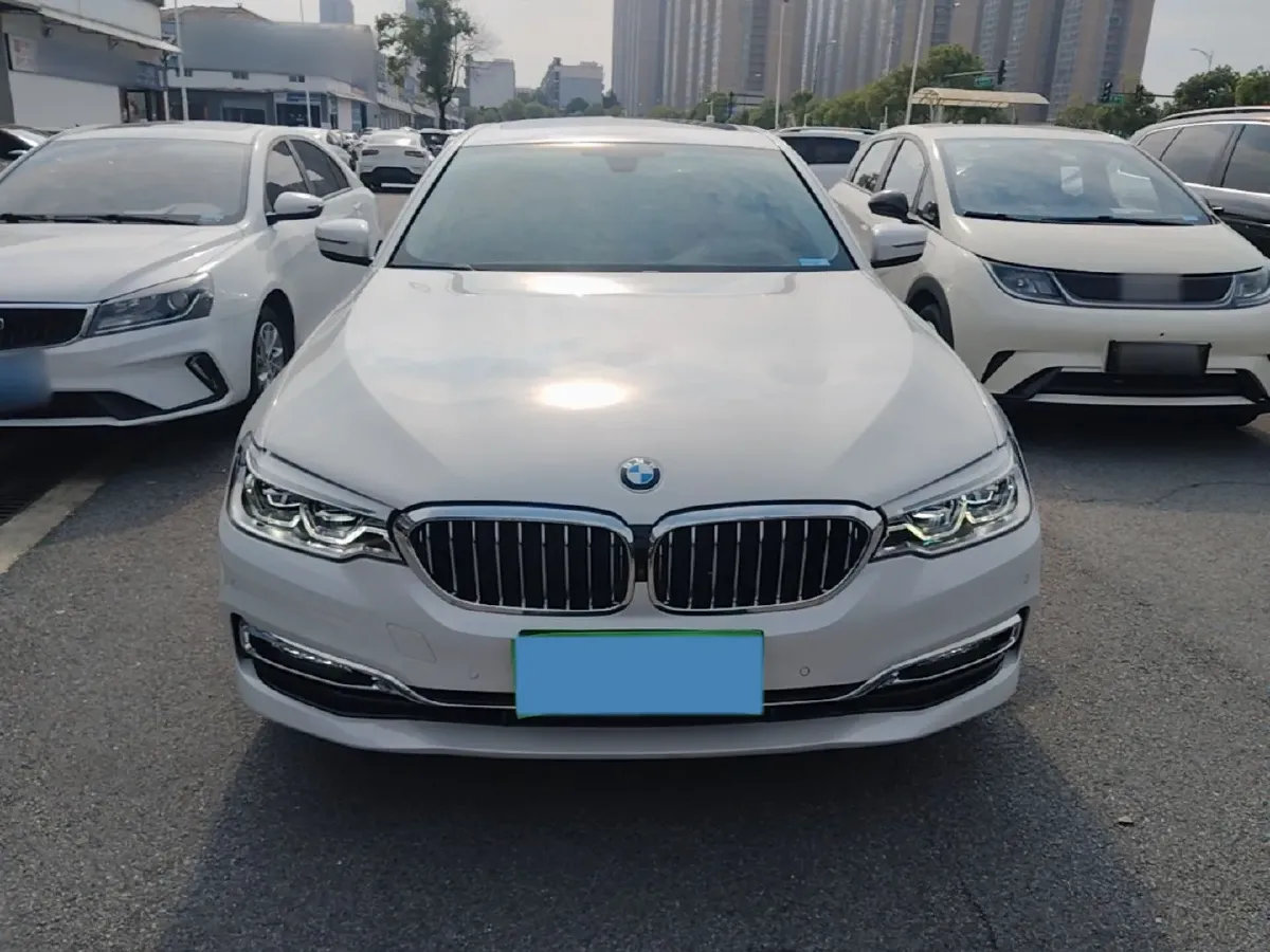 2018 BMW 5 Series 2.0T 252HP L4 8AT,autocango,china used car exporter,china ev exporter,chinese used car exporter,chinese used ev exporter