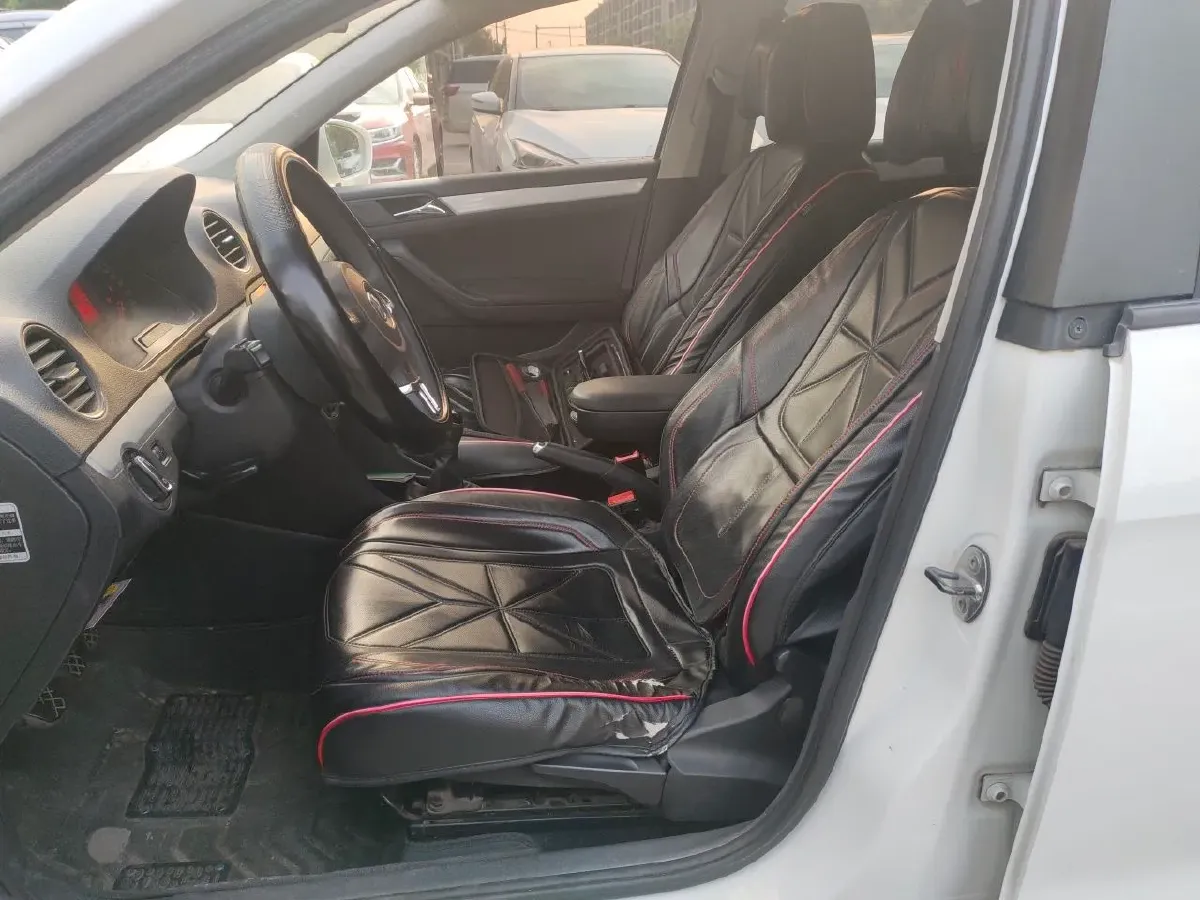 2013 Volkswagen Jetta 1.6L 110HP L4 5MT,autocango,china used car exporter,china ev exporter,chinese used car exporter,chinese used ev exporter