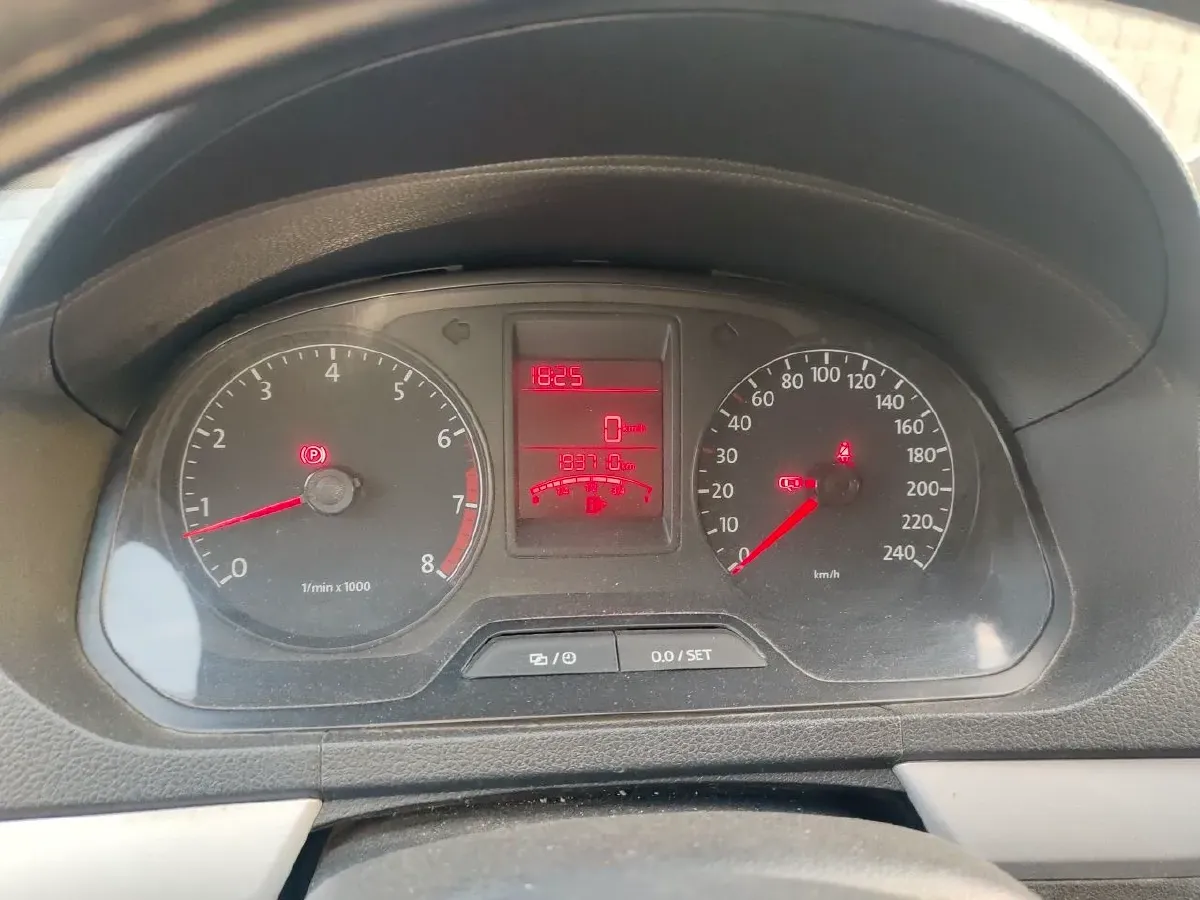 2013 Volkswagen Jetta 1.6L 110HP L4 5MT,autocango,china used car exporter,china ev exporter,chinese used car exporter,chinese used ev exporter