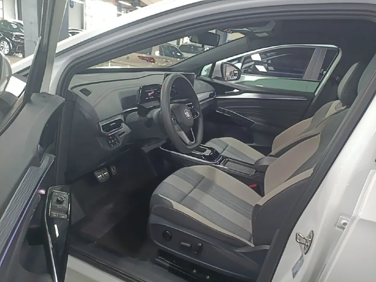 2024 Volkswagen ID.4 Crozz BEV 55.7KWH,autocango,china used car exporter,china ev exporter,chinese used car exporter,chinese used ev exporter
