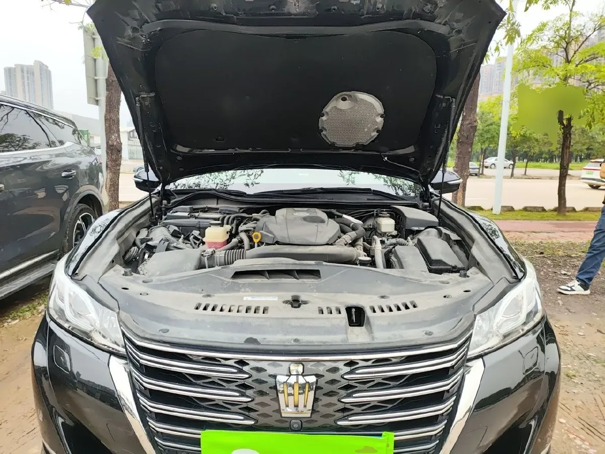 2018 Toyota Crown 2.0T 235HP L4 8AT,autocango,china used car exporter,china ev exporter,chinese used car exporter,chinese used ev exporter