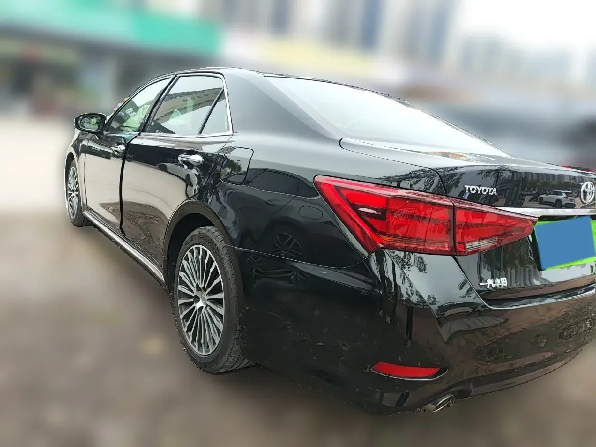 2018 Toyota Crown 2.0T 235HP L4 8AT,autocango,china used car exporter,china ev exporter,chinese used car exporter,chinese used ev exporter