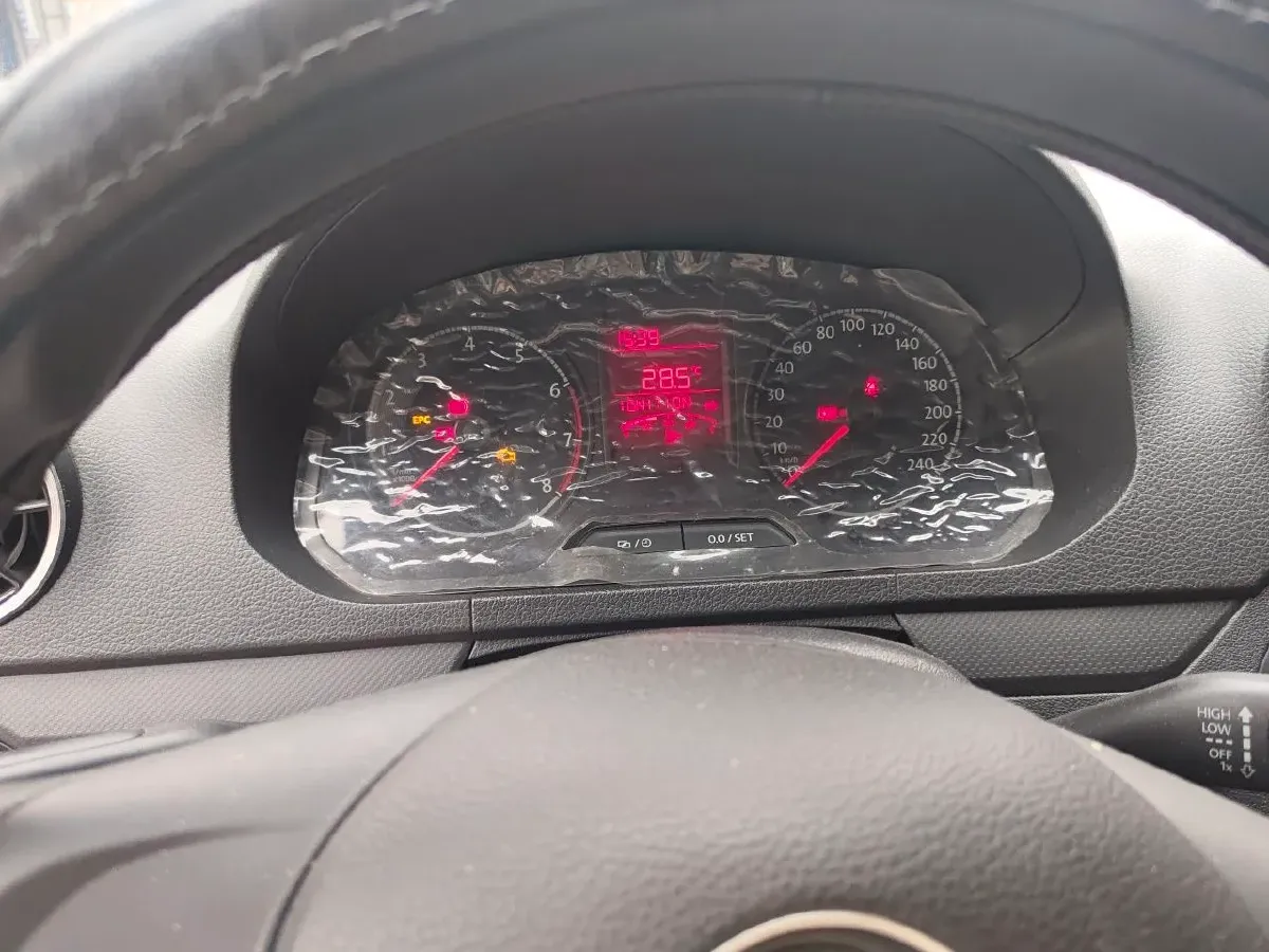 2017 Volkswagen Jetta 1.4L 90HP L4 5MT,autocango,china used car exporter,china ev exporter,chinese used car exporter,chinese used ev exporter