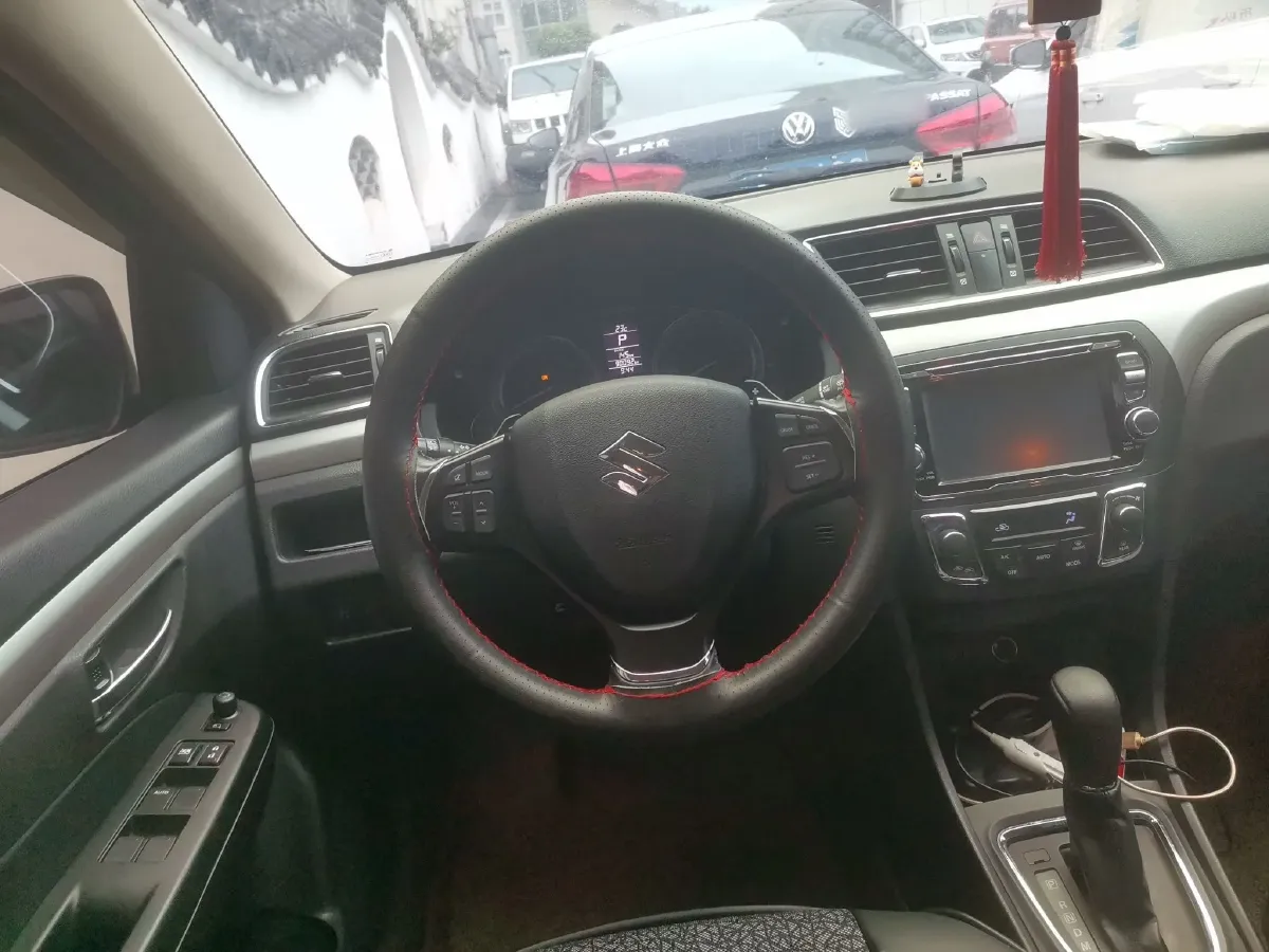 2015 Suzuki Alivio 1.6L 122HP L4 6AT,autocango,china used car exporter,china ev exporter,chinese used car exporter,chinese used ev exporter