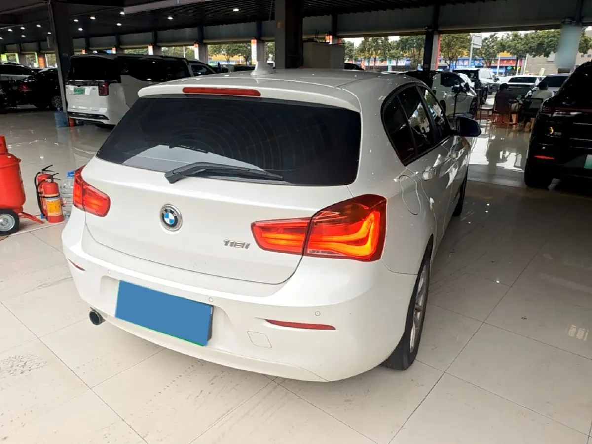 2016 BMW 1 Series 1.5T 136HP L3 8AT,autocango,china used car exporter,china ev exporter,chinese used car exporter,chinese used ev exporter