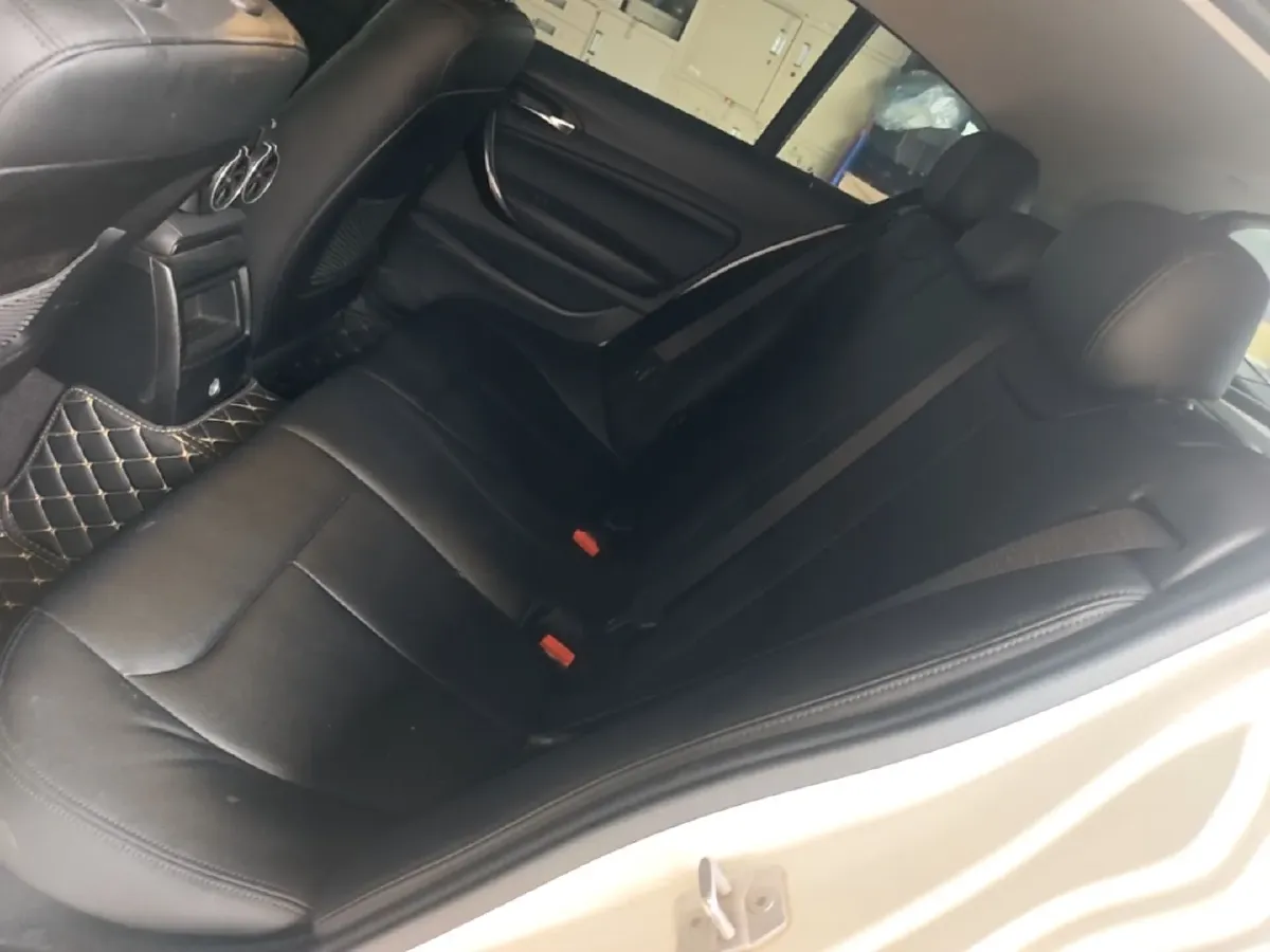 2016 BMW 1 Series 1.5T 136HP L3 8AT,autocango,china used car exporter,china ev exporter,chinese used car exporter,chinese used ev exporter