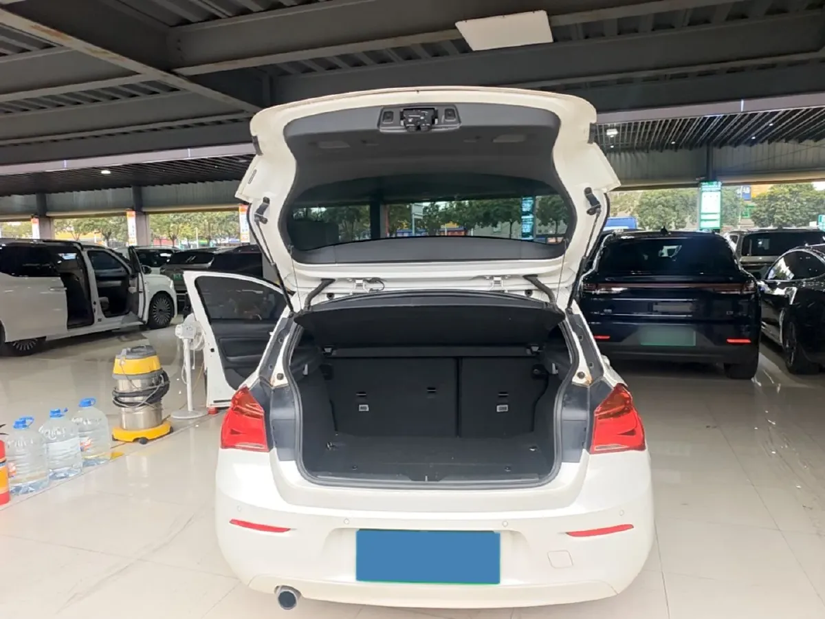 2016 BMW 1 Series 1.5T 136HP L3 8AT,autocango,china used car exporter,china ev exporter,chinese used car exporter,chinese used ev exporter