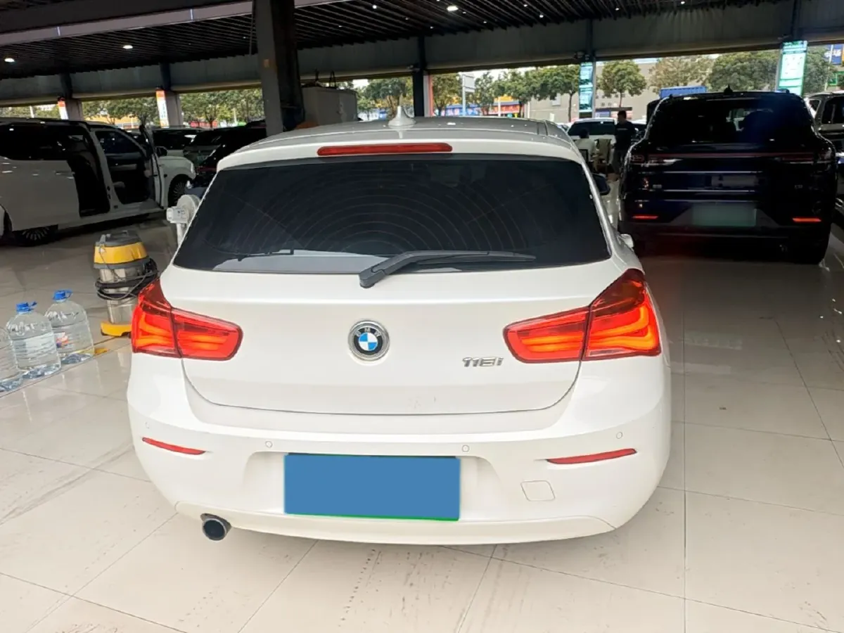 2016 BMW 1 Series 1.5T 136HP L3 8AT,autocango,china used car exporter,china ev exporter,chinese used car exporter,chinese used ev exporter