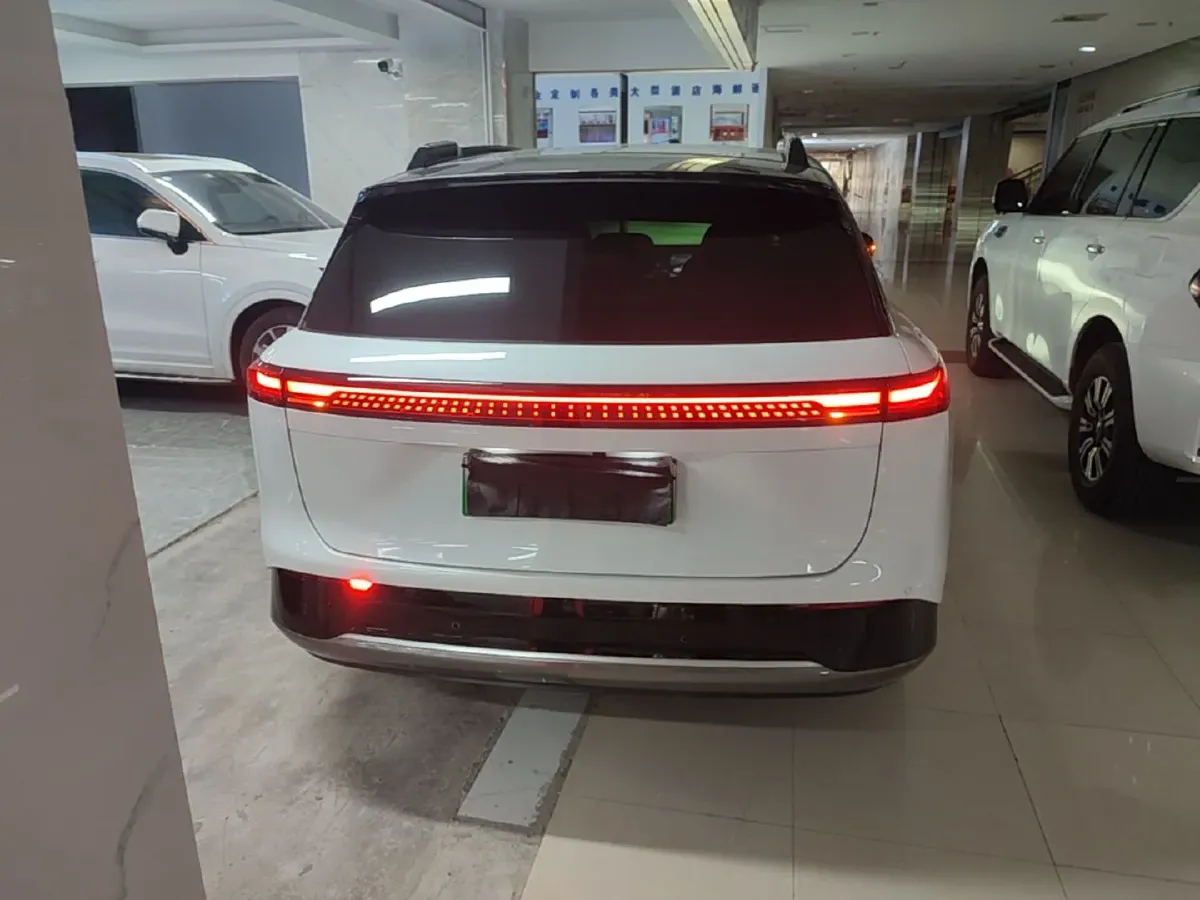2022 Xpeng G9 BEV 98KWH,autocango,china used car exporter,china ev exporter,chinese used car exporter,chinese used ev exporter