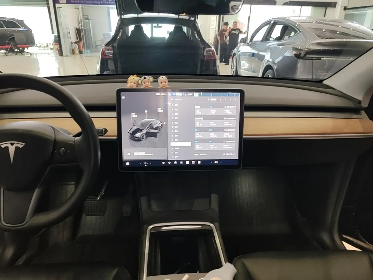 2022 Tesla Model Y BEV 60KWH,autocango,china used car exporter,china ev exporter,chinese used car exporter,chinese used ev exporter