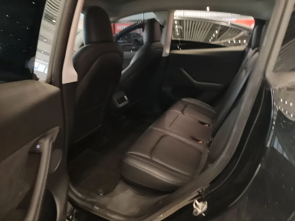 2022 Tesla Model Y BEV 60KWH,autocango,china used car exporter,china ev exporter,chinese used car exporter,chinese used ev exporter