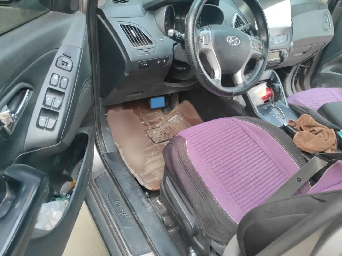 2013 Hyundai ix35 2.0L 165HP L4 6AT,autocango,china used car exporter,china ev exporter,chinese used car exporter,chinese used ev exporter