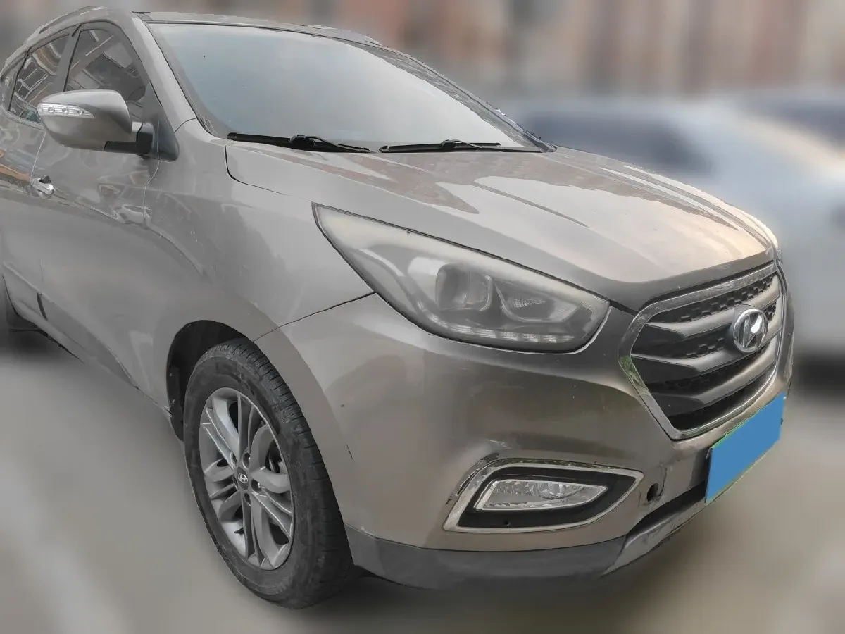 2013 Hyundai ix35 2.0L 165HP L4 6AT,autocango,china used car exporter,china ev exporter,chinese used car exporter,chinese used ev exporter