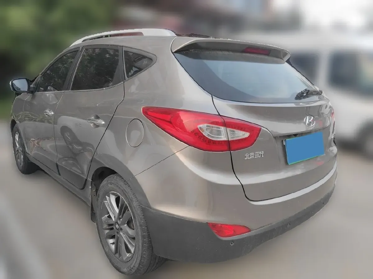 2013 Hyundai ix35 2.0L 165HP L4 6AT,autocango,china used car exporter,china ev exporter,chinese used car exporter,chinese used ev exporter