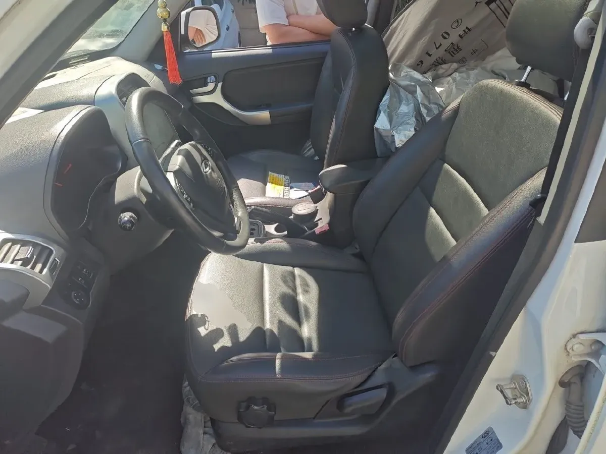 2015 Chery Tiggo 3 1.6L 126HP L4 CVT,autocango,china used car exporter,china ev exporter,chinese used car exporter,chinese used ev exporter