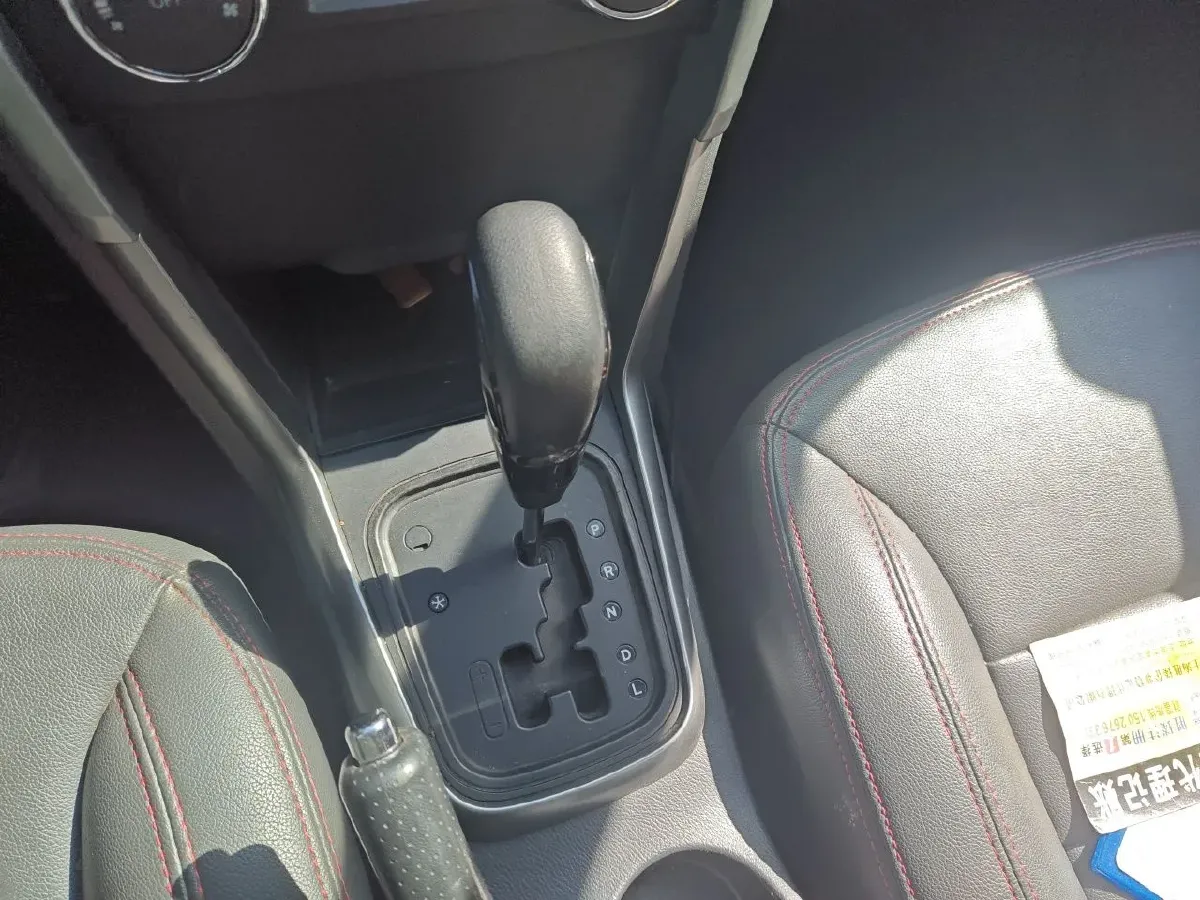 2015 Chery Tiggo 3 1.6L 126HP L4 CVT,autocango,china used car exporter,china ev exporter,chinese used car exporter,chinese used ev exporter