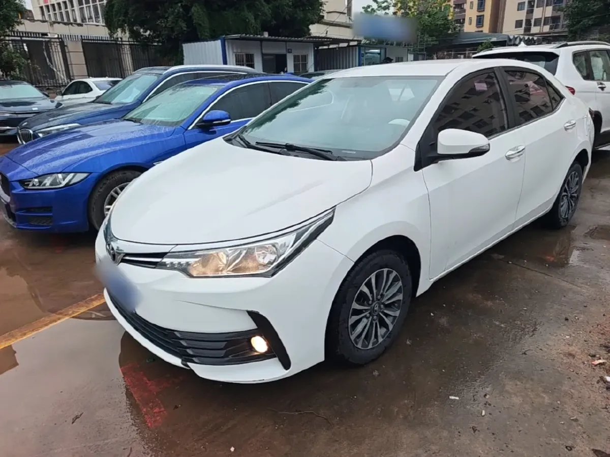 2017 Toyota Corolla 1.2T 116HP L4 CVT,autocango,china used car exporter,china ev exporter,chinese used car exporter,chinese used ev exporter