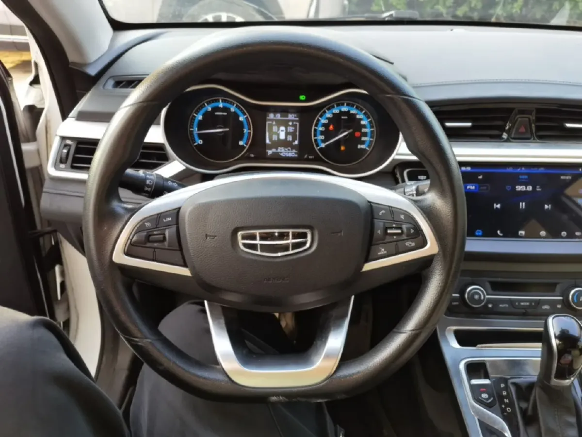 2020 Geely Emgrand 1.5L 109HP L4 CVT,autocango,china used car exporter,china ev exporter,chinese used car exporter,chinese used ev exporter