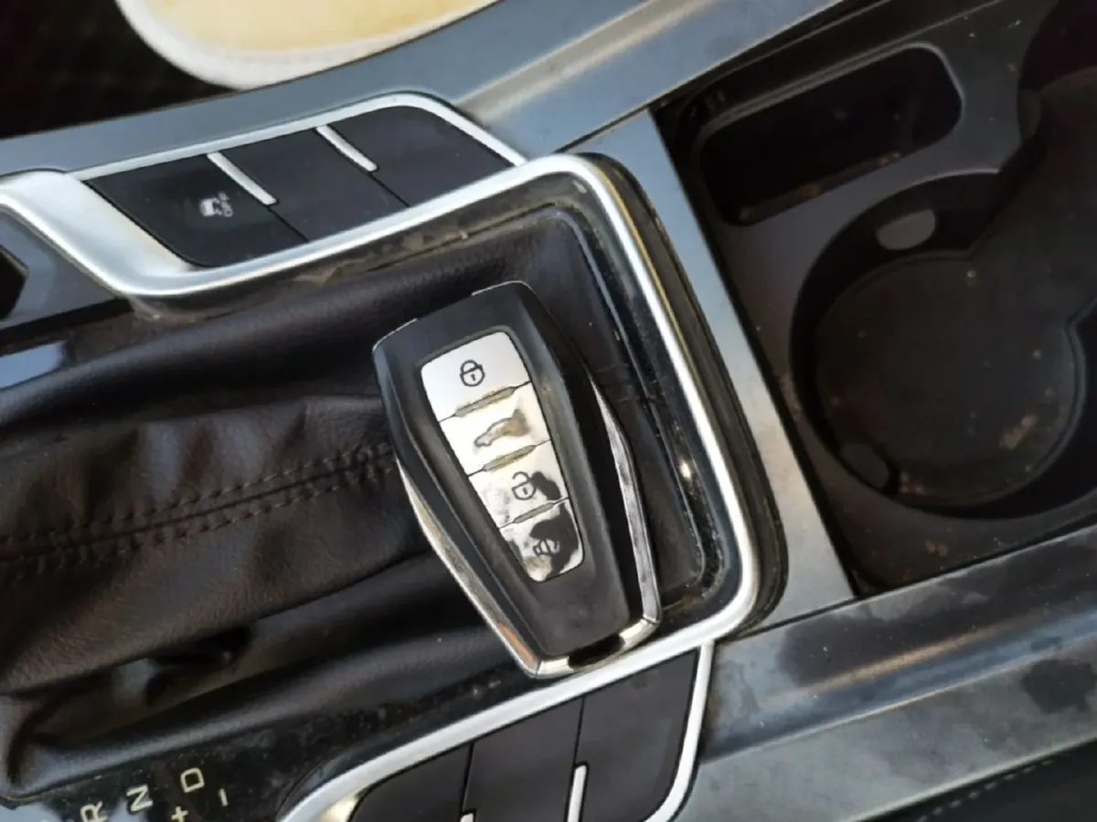 2020 Geely Emgrand 1.5L 109HP L4 CVT,autocango,china used car exporter,china ev exporter,chinese used car exporter,chinese used ev exporter
