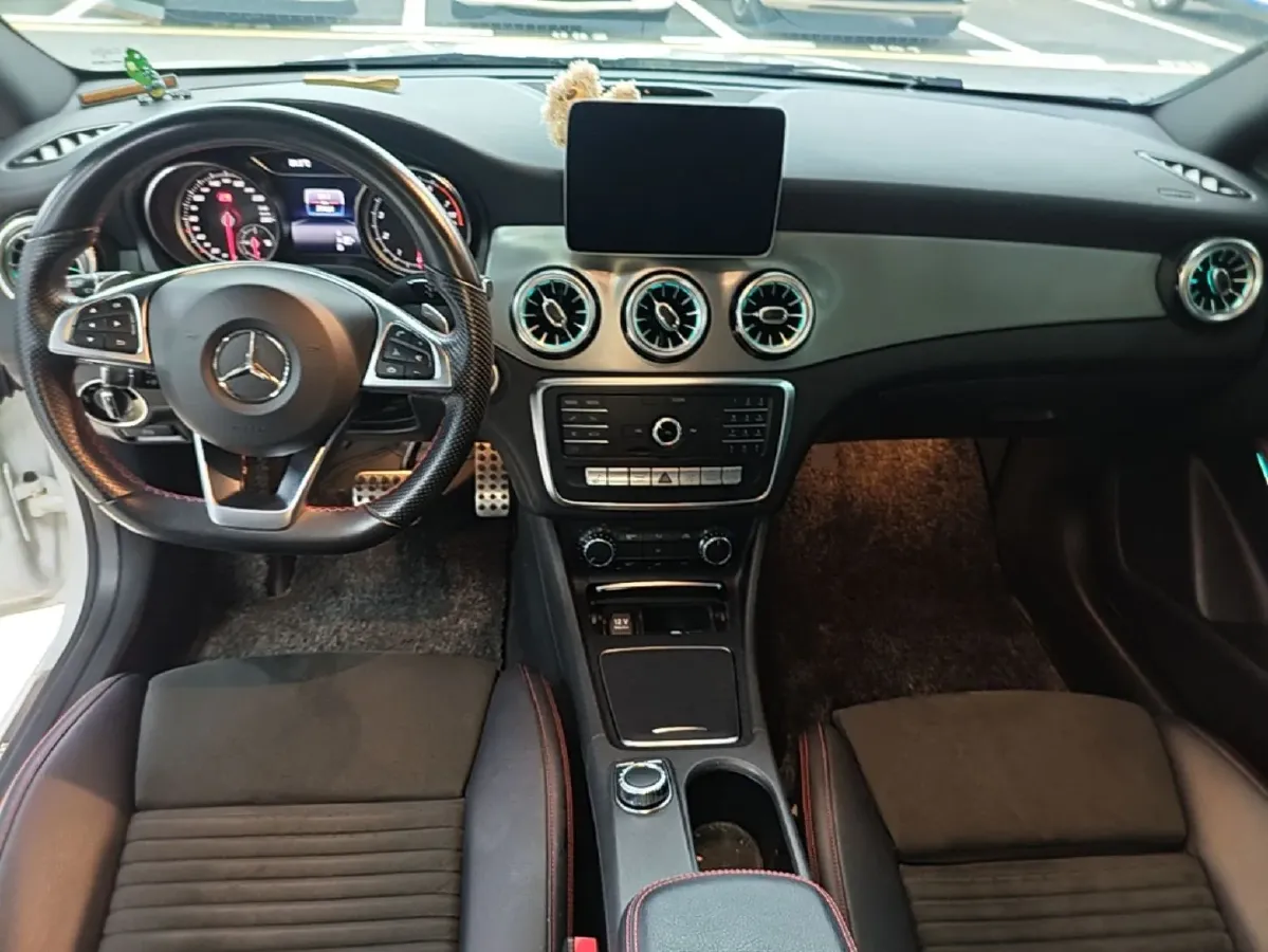 2018 Mercedes-Benz CLA Class 2.0T 184HP L4 7DCT,autocango,china used car exporter,china ev exporter,chinese used car exporter,chinese used ev exporter