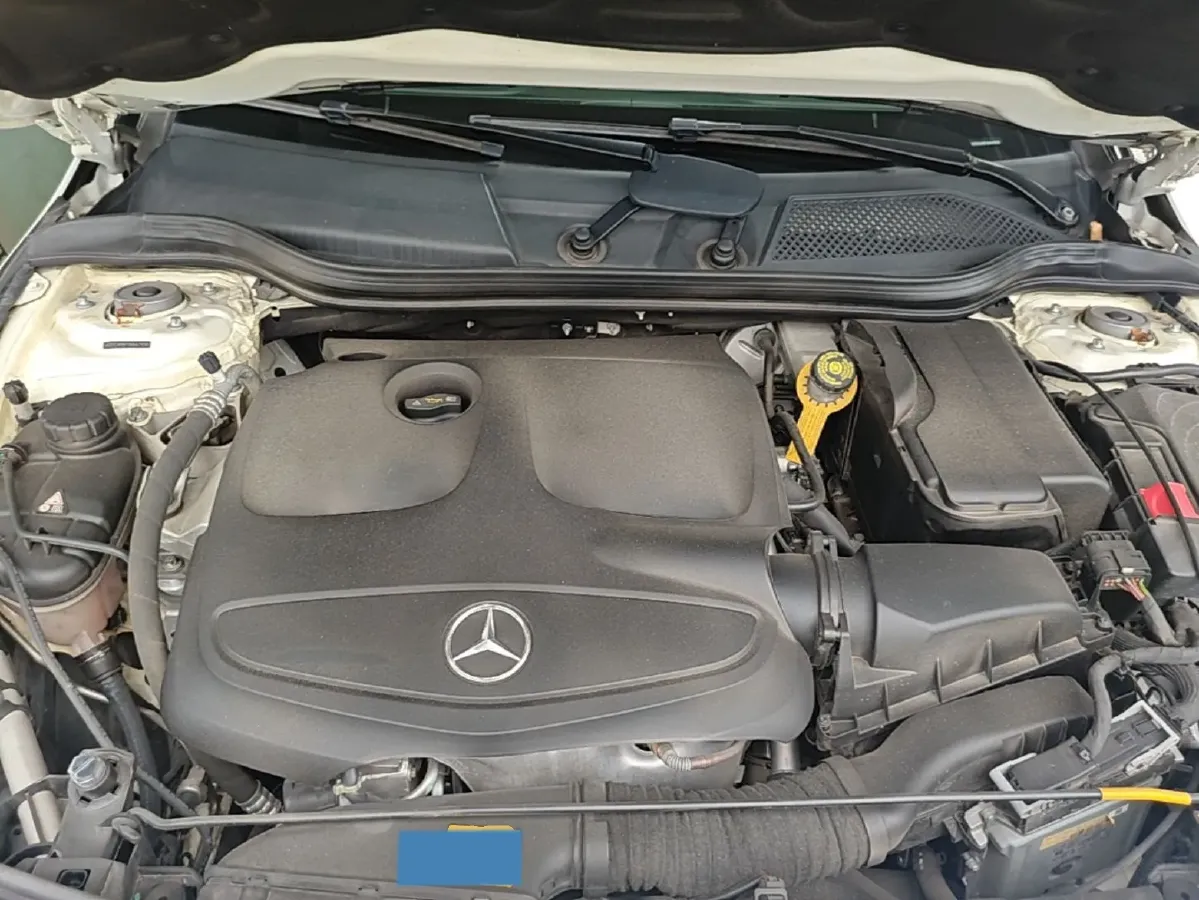 2018 Mercedes-Benz CLA Class 2.0T 184HP L4 7DCT,autocango,china used car exporter,china ev exporter,chinese used car exporter,chinese used ev exporter