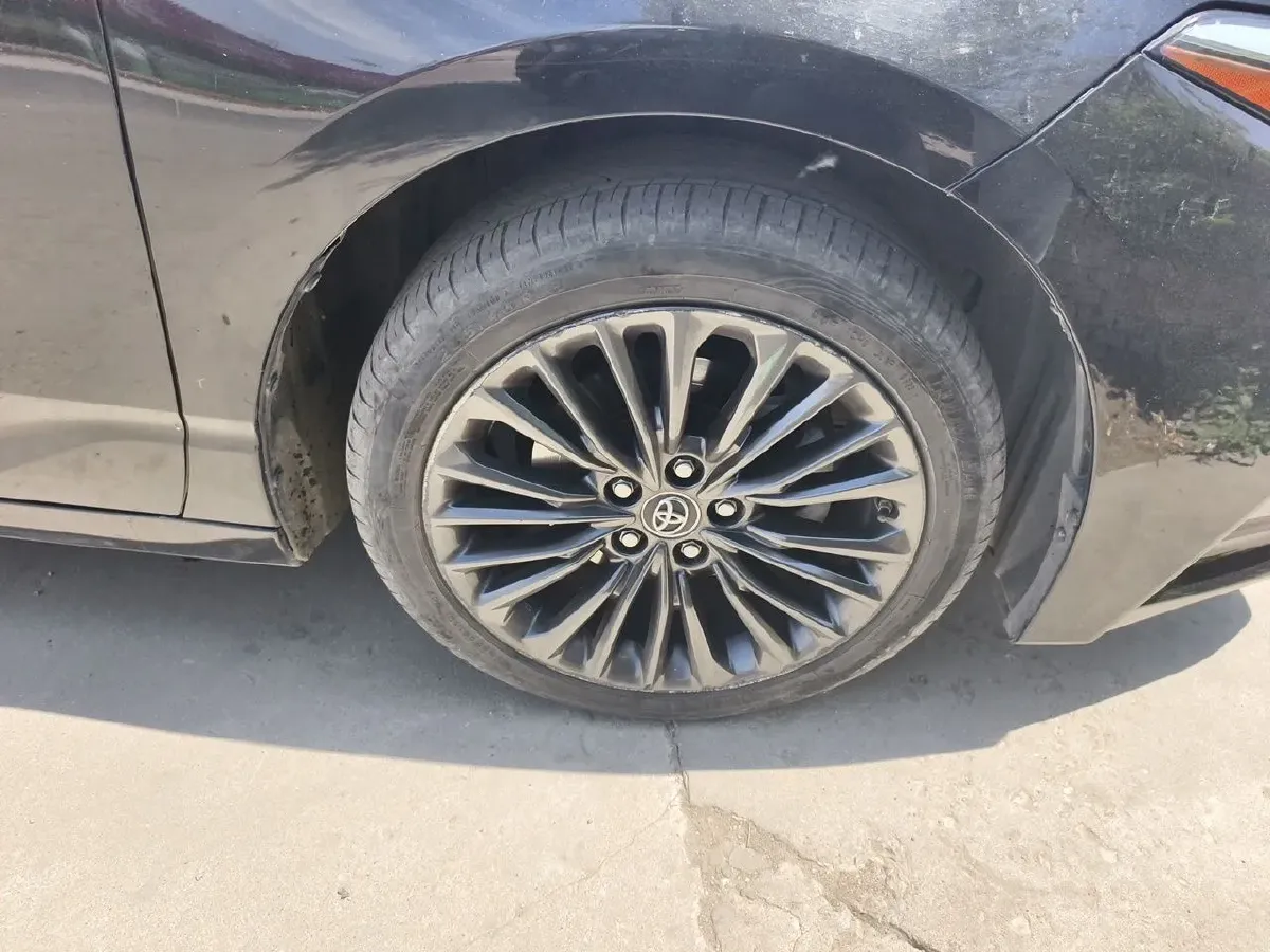 2019 Toyota Avalon 2.5L 209HP L4 8AT,autocango,china used car exporter,china ev exporter,chinese used car exporter,chinese used ev exporter