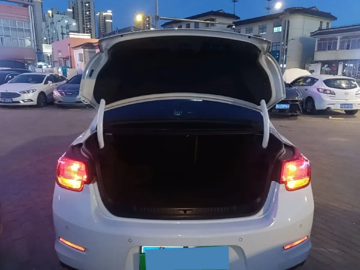 2014 Chevrolet Malibu 2.0L 154HP L4 6AT,autocango,china used car exporter,china ev exporter,chinese used car exporter,chinese used ev exporter