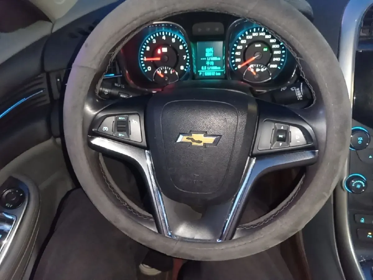 2014 Chevrolet Malibu 2.0L 154HP L4 6AT,autocango,china used car exporter,china ev exporter,chinese used car exporter,chinese used ev exporter