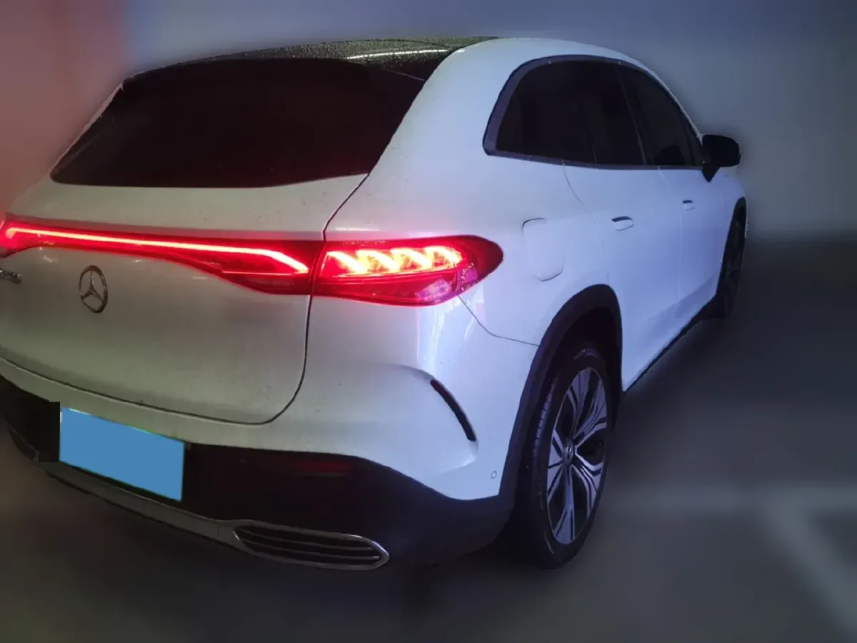 2023 Mercedes-Benz EQE SUV BEV 96.1KWH,autocango,china used car exporter,china ev exporter,chinese used car exporter,chinese used ev exporter