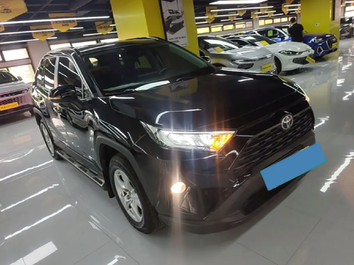2022 Toyota RAV4 2.0L 171HP L4 CVT,autocango,china used car exporter,china ev exporter,chinese used car exporter,chinese used ev exporter