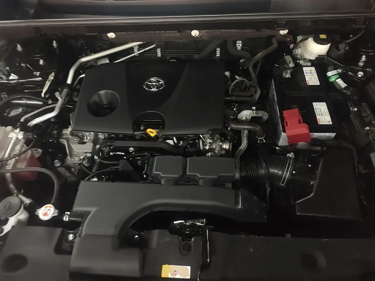 2022 Toyota RAV4 2.0L 171HP L4 CVT,autocango,china used car exporter,china ev exporter,chinese used car exporter,chinese used ev exporter