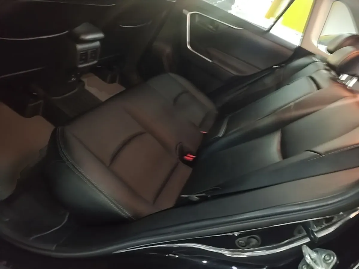 2022 Toyota RAV4 2.0L 171HP L4 CVT,autocango,china used car exporter,china ev exporter,chinese used car exporter,chinese used ev exporter