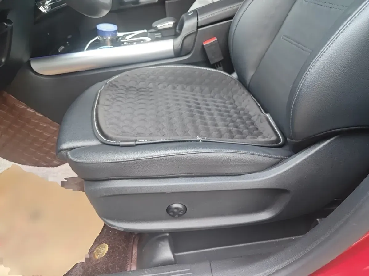 2022 Mercedes-Benz GLA Class 2.0T 190HP L4 8DCT,autocango,china used car exporter,china ev exporter,chinese used car exporter,chinese used ev exporter