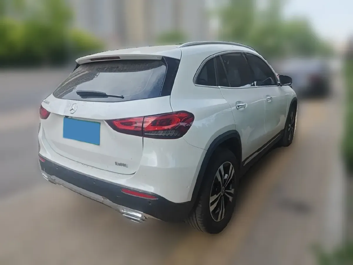 2022 Mercedes-Benz GLA Class 2.0T 190HP L4 8DCT,autocango,china used car exporter,china ev exporter,chinese used car exporter,chinese used ev exporter