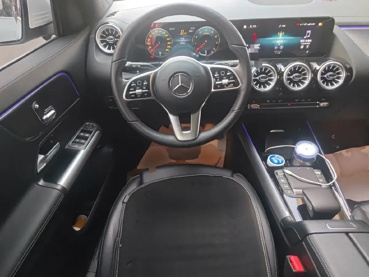 2022 Mercedes-Benz GLA Class 2.0T 190HP L4 8DCT,autocango,china used car exporter,china ev exporter,chinese used car exporter,chinese used ev exporter