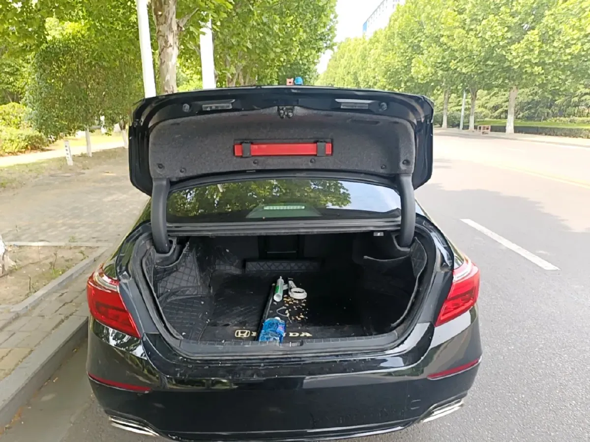 2022 Honda Inspire 1.5T 194HP L4 CVT,autocango,china used car exporter,china ev exporter,chinese used car exporter,chinese used ev exporter