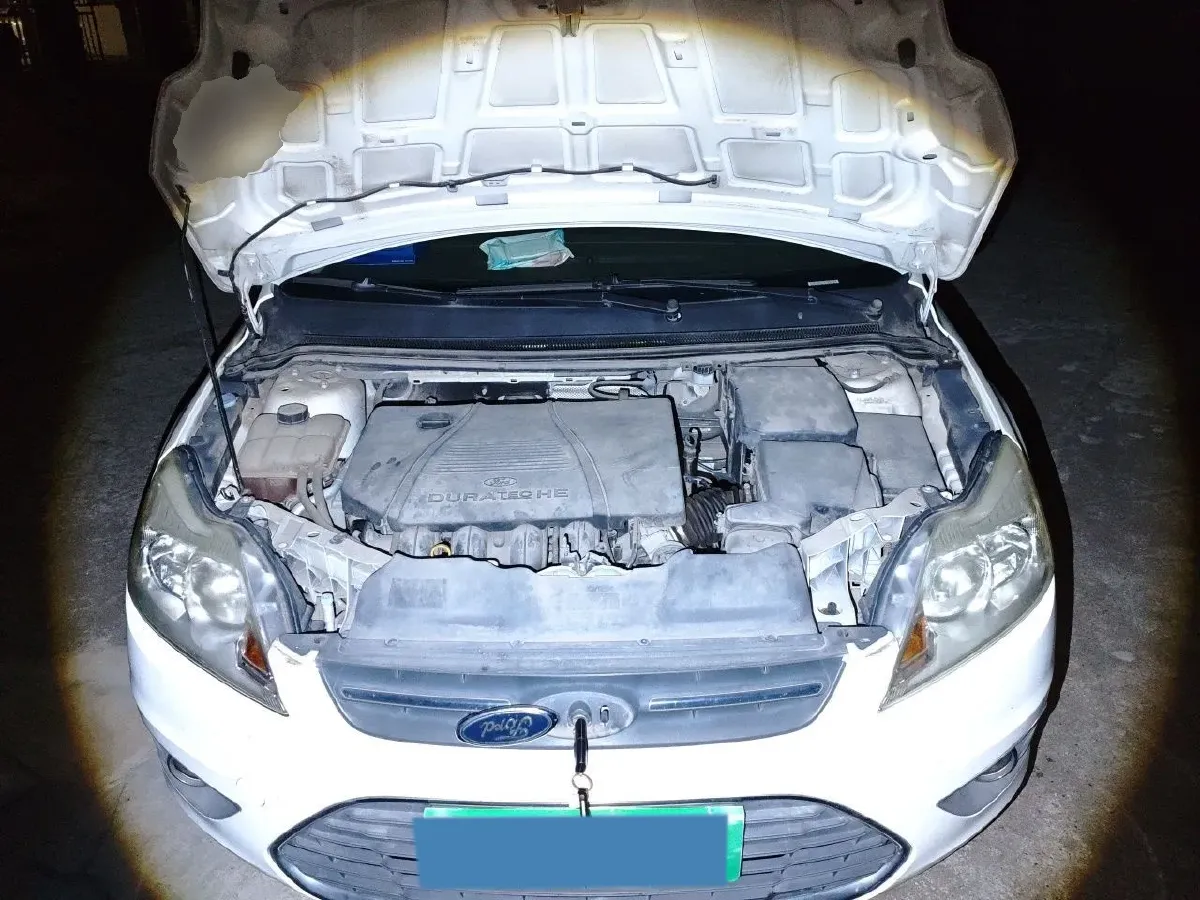 2013 Ford Focus 1.8L 124HP L4 4AT,autocango,china used car exporter,china ev exporter,chinese used car exporter,chinese used ev exporter