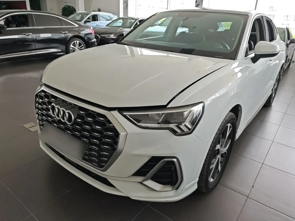 2020 Audi Q3 Sportback 2.0T 186HP L4 7DCT,autocango,china used car exporter,china ev exporter,chinese used car exporter,chinese used ev exporter