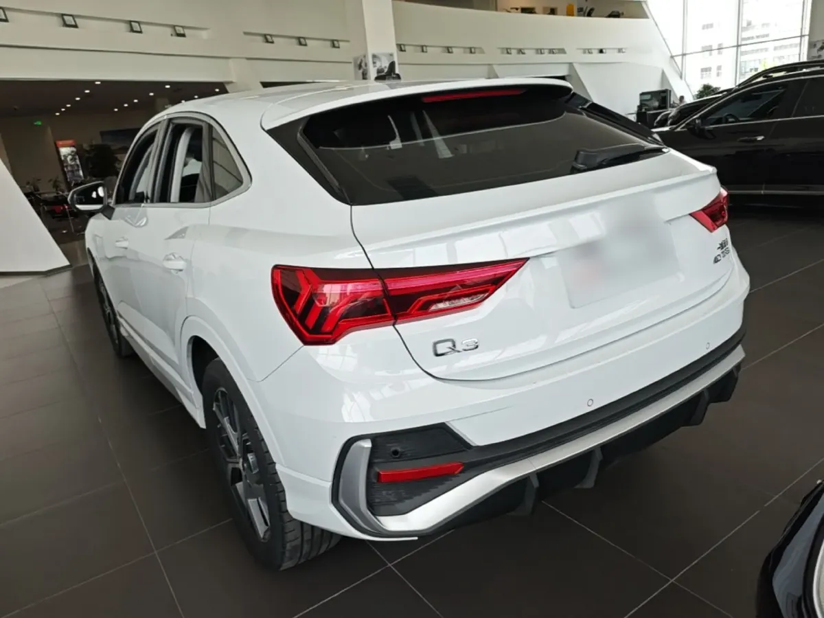 2020 Audi Q3 Sportback 2.0T 186HP L4 7DCT,autocango,china used car exporter,china ev exporter,chinese used car exporter,chinese used ev exporter