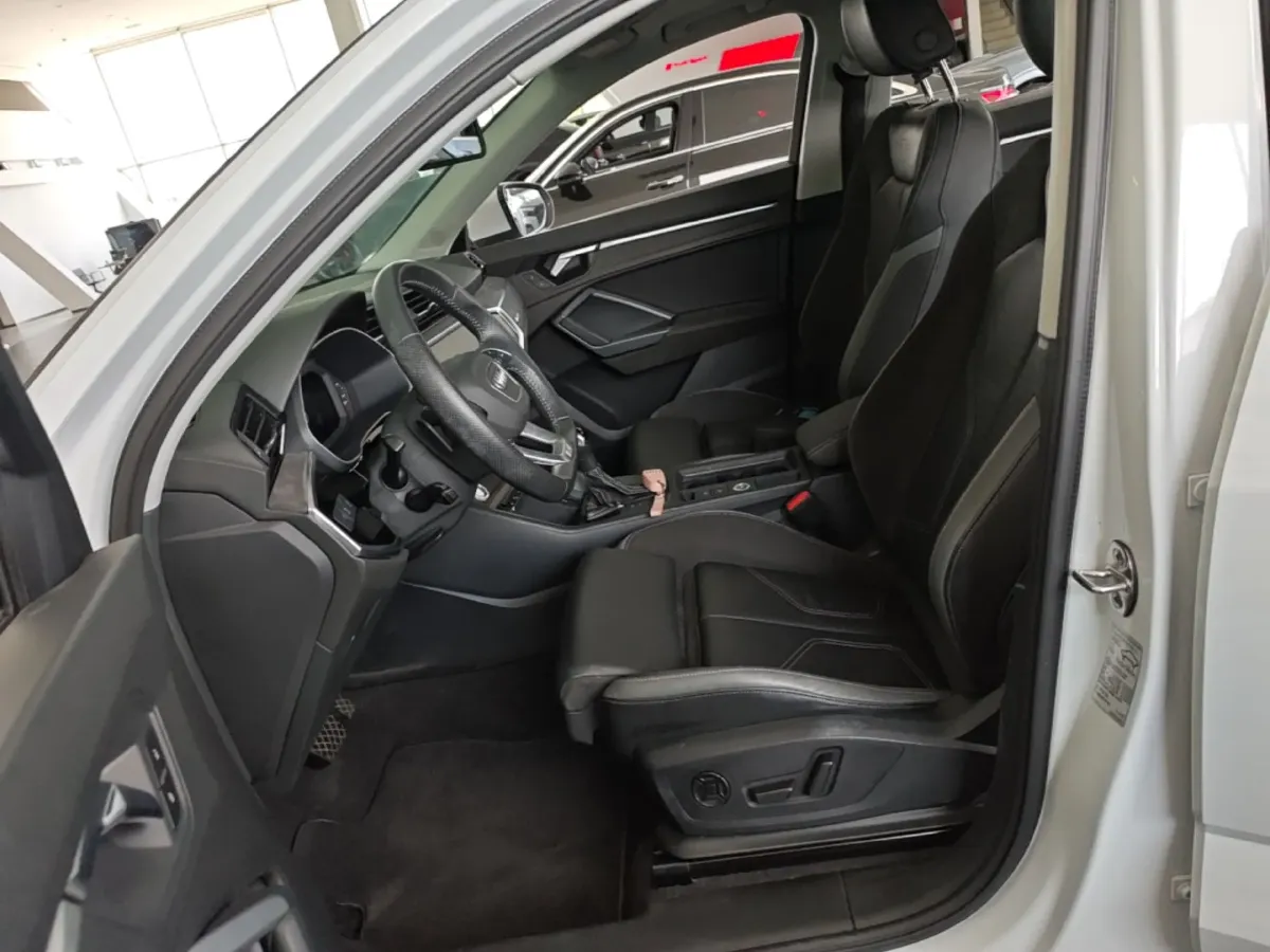 2020 Audi Q3 Sportback 2.0T 186HP L4 7DCT,autocango,china used car exporter,china ev exporter,chinese used car exporter,chinese used ev exporter