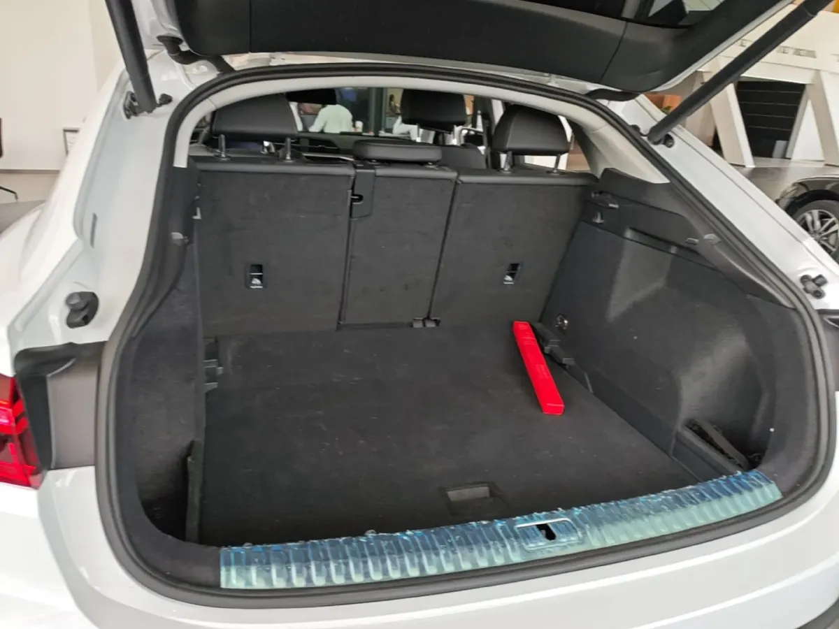 2020 Audi Q3 Sportback 2.0T 186HP L4 7DCT,autocango,china used car exporter,china ev exporter,chinese used car exporter,chinese used ev exporter