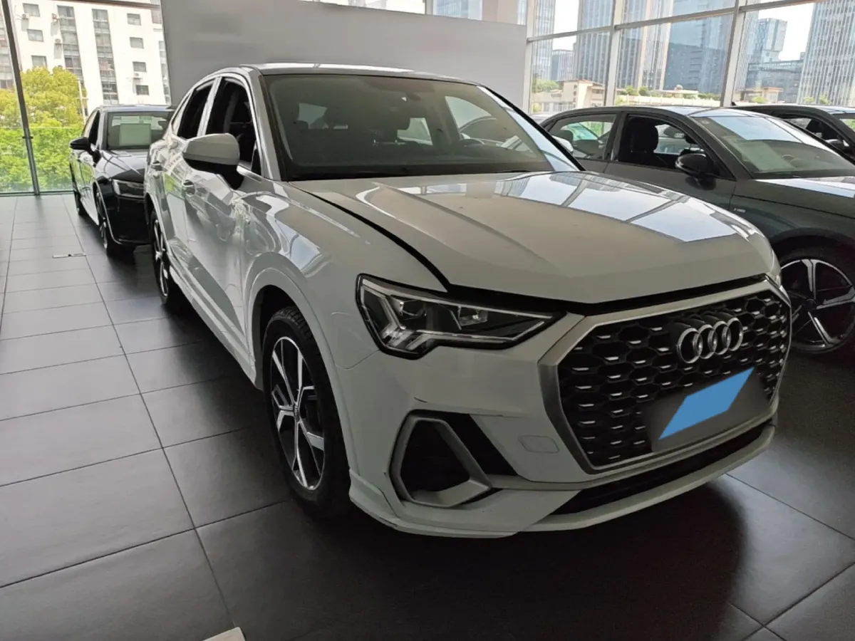 2020 Audi Q3 Sportback 2.0T 186HP L4 7DCT,autocango,china used car exporter,china ev exporter,chinese used car exporter,chinese used ev exporter